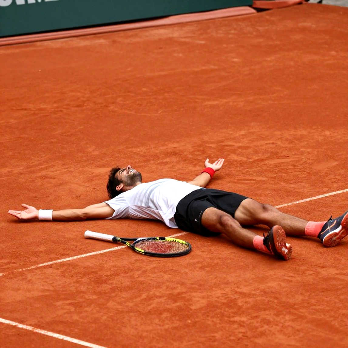 Lehecka hạ Tien 6-3, 7-5: Czechia lần thứ hai liên tiếp quật ngã Mỹ ở vòng loại Davis Cup