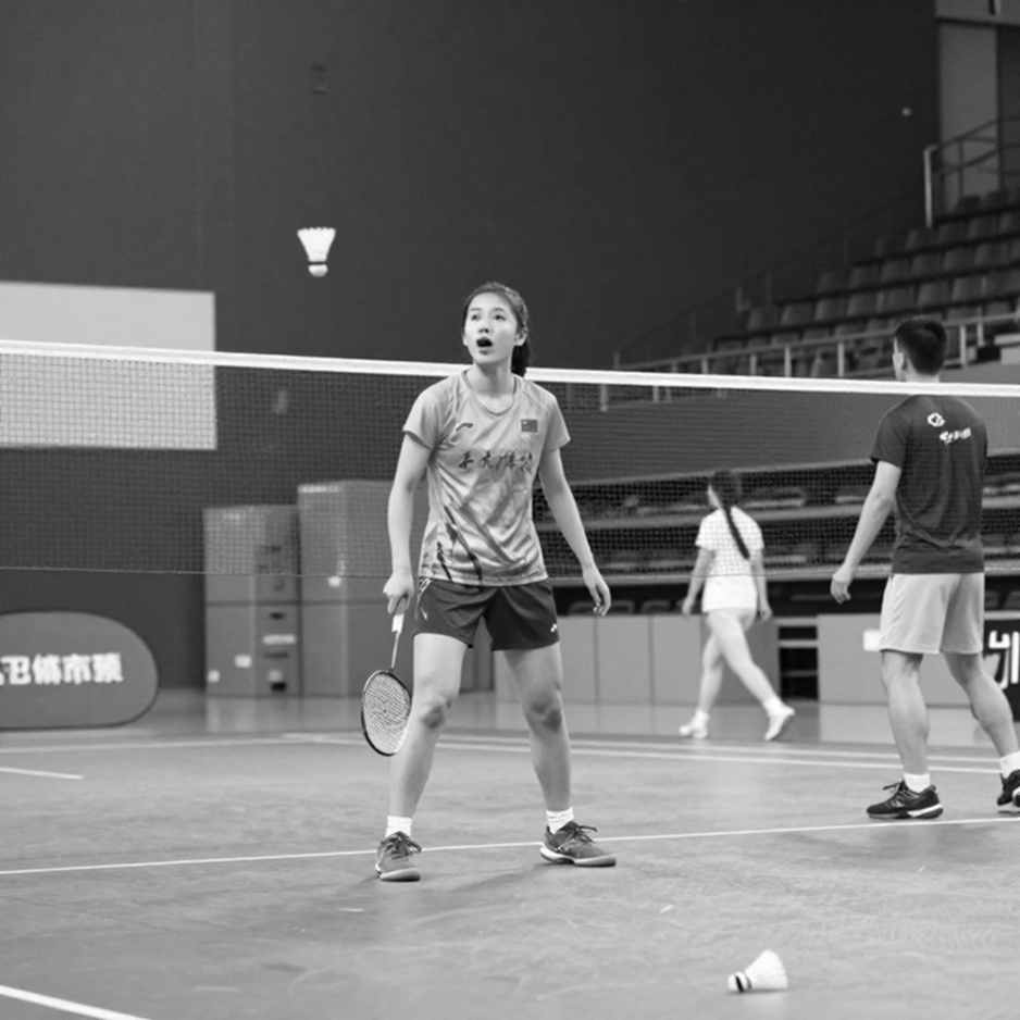 Alwi Farhan tập cùng Kento Momota trước Asian Games 2026: Indonesia đặt cược vào đâu
