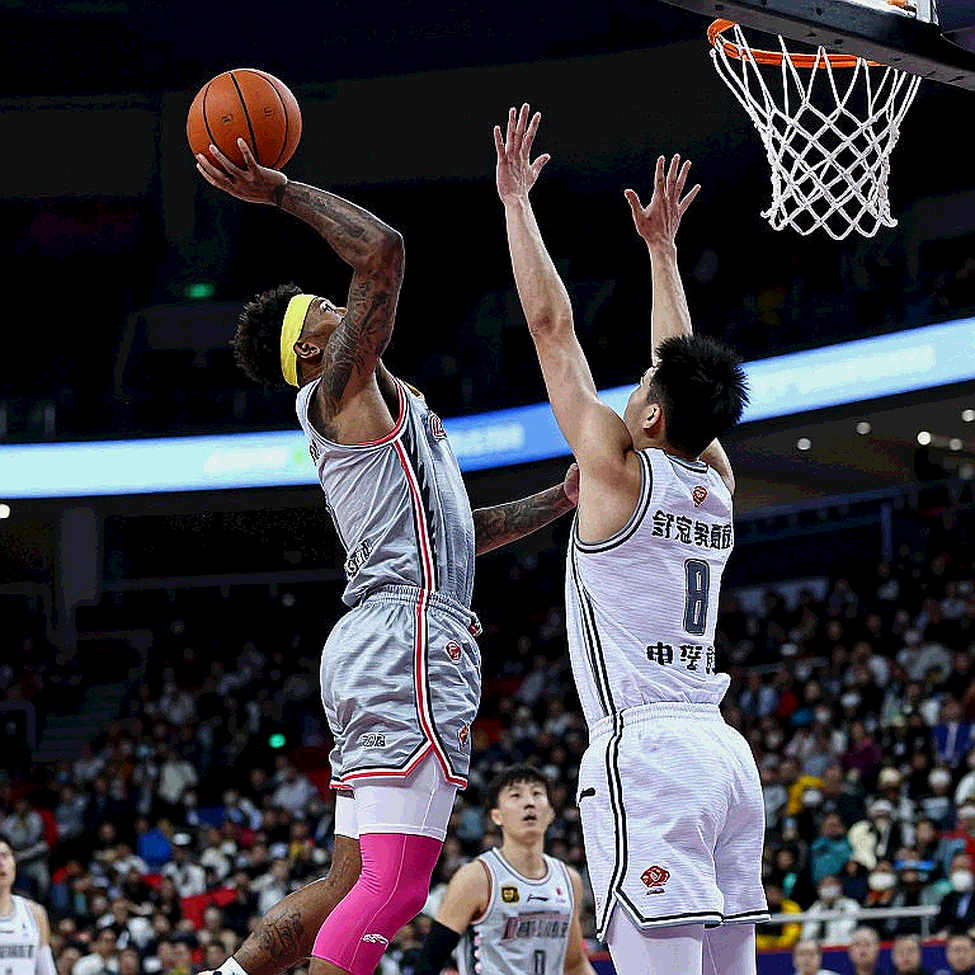NBA và EuroLeague: Bức tường im lặng đắt giá hơn mọi tuyên bố